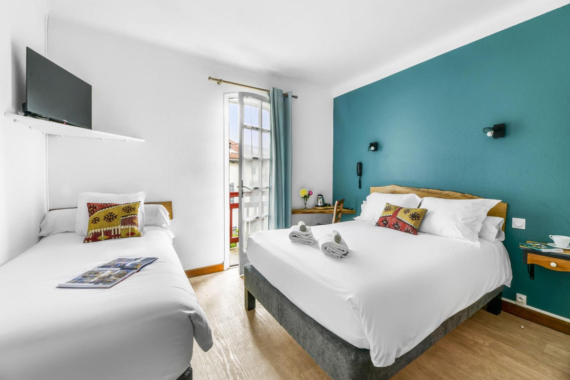 Logis Hotel Restaurant Espelletenia Larceveau-Arros-Cibits Eksteriør bilde